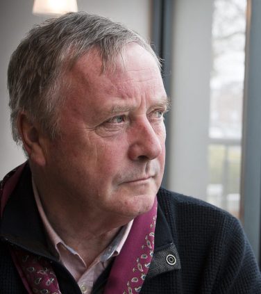 Toimittaja Deric Henderson seurasi työkseen Pohjois-Irlannin konfliktia vuosina 1969–1998. ”Se ei ollut sotaa perinteisessä mielessä. Se oli surua, murhetta ja epätoivoa.”